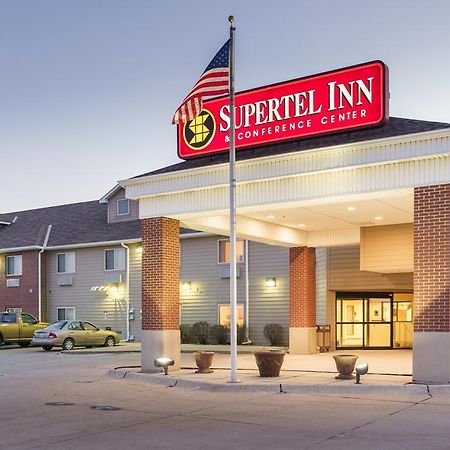 Supertel Inn And Conference Center Creston Eksteriør billede